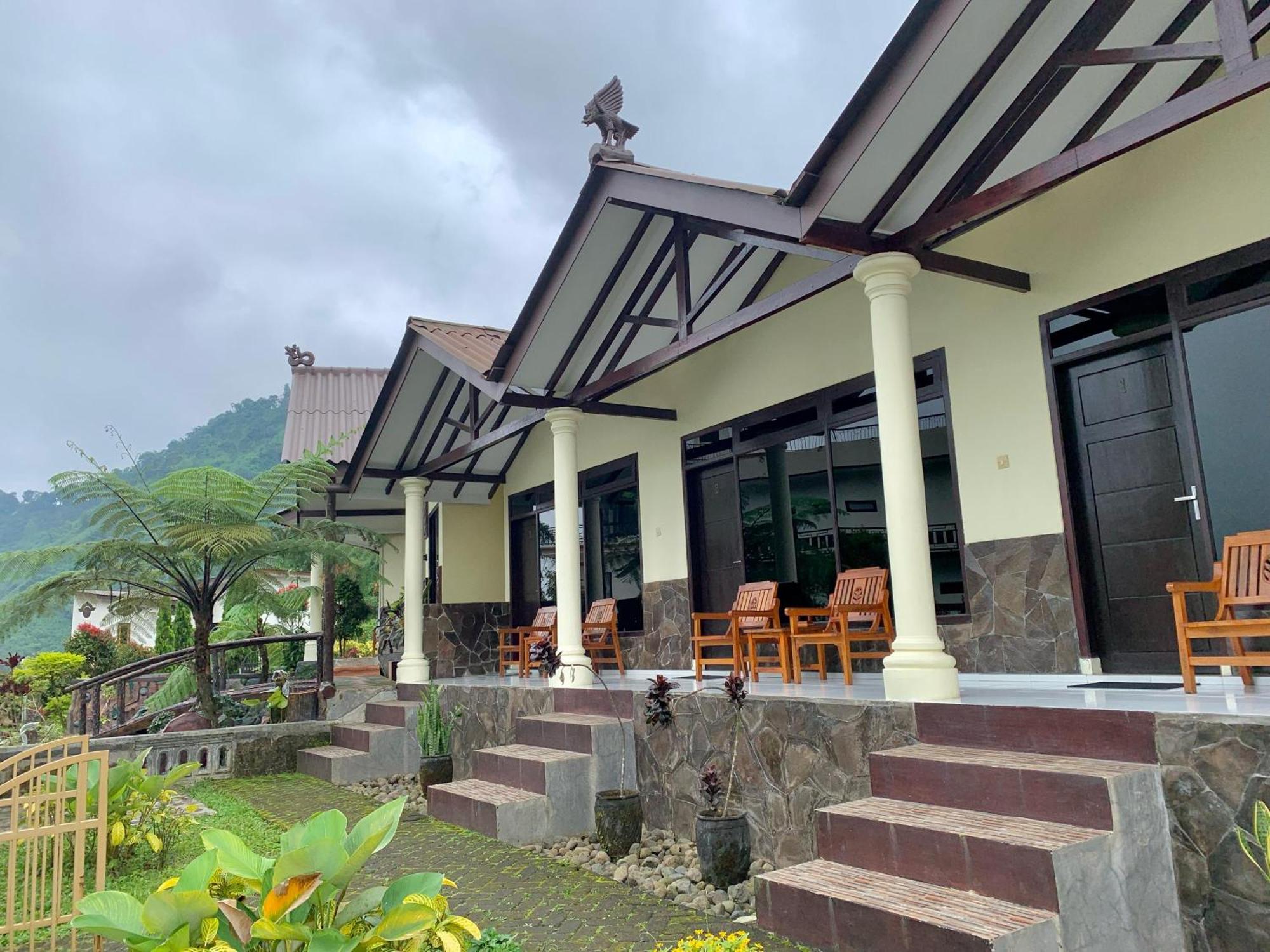 Gubuk Ndeso Bromo Apartment Exterior photo
